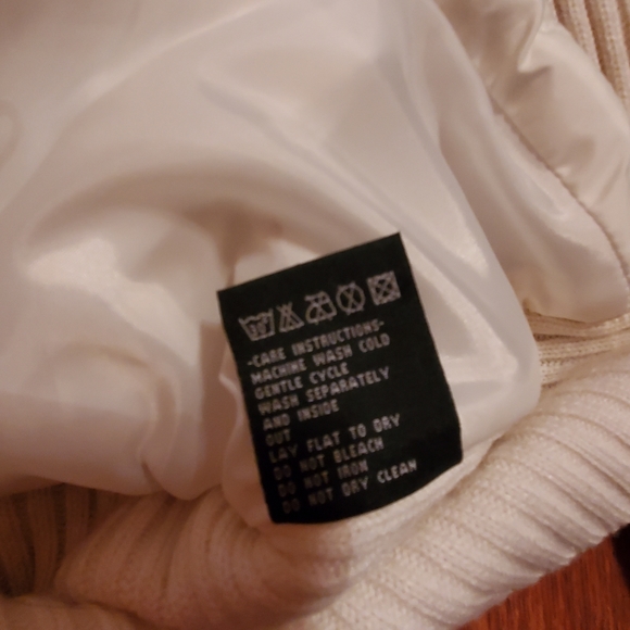 Sweater Puffer Jacket - Picture 6 of 8